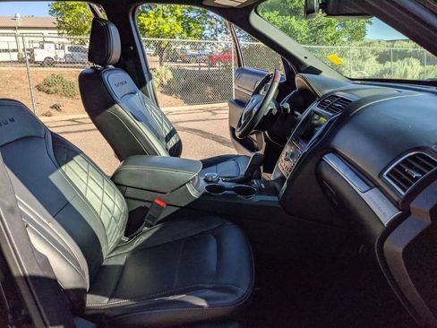 Certified 2018 Ford Explorer Platinum AWD/4WD image 25