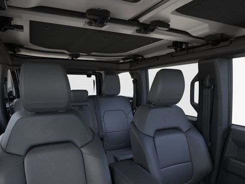 New 2026 Ford Bronco Outer Banks w/ Black Appearance Package AWD/4WD image 14