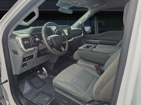 Used 2023 Ford F150 XLT image 4