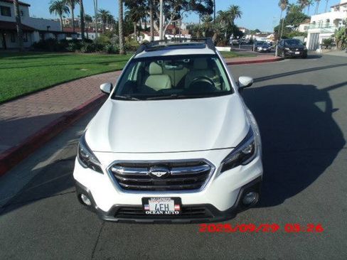 Used 2018 Subaru Outback 2.5i Limited image 37