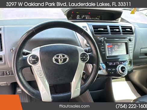 Used 2014 Toyota Prius V Five FWD image 44