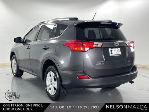Used 2014 Toyota RAV4 LE image 8