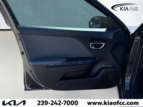 New 2025 Kia K4 EX image 19