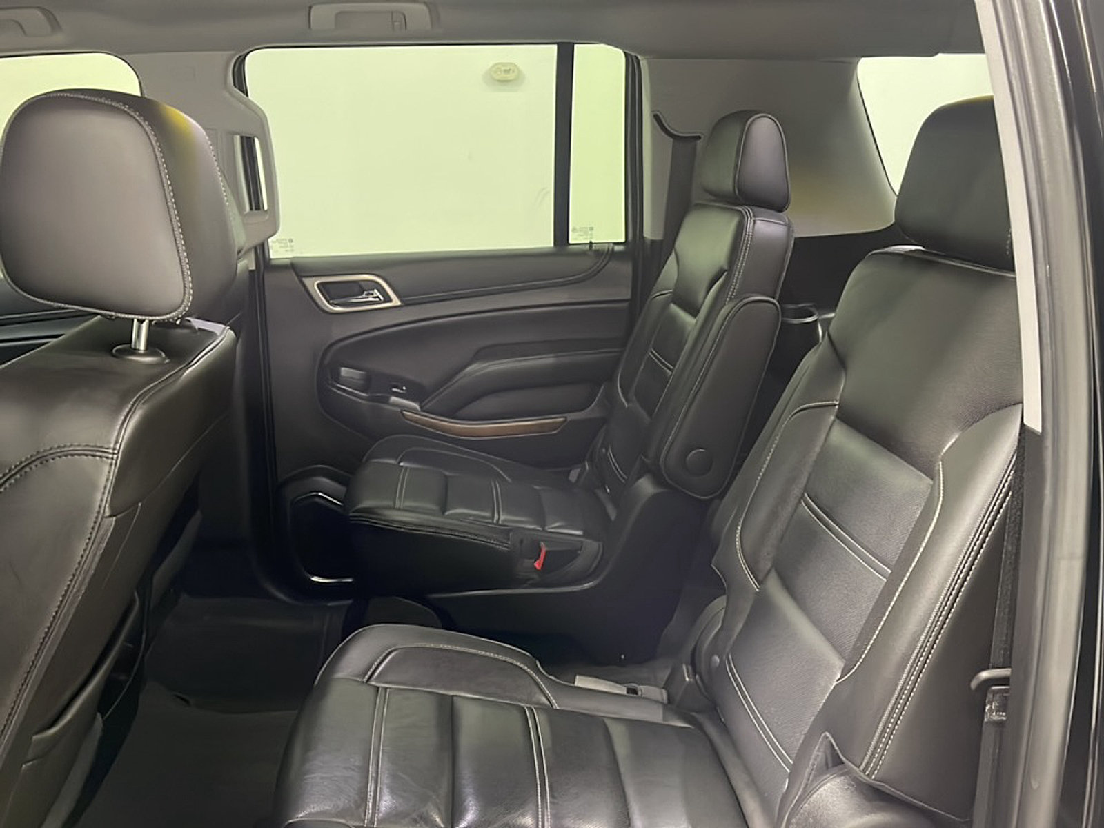 Used 2019 GMC Yukon XL Denali AWD/4WD image 15