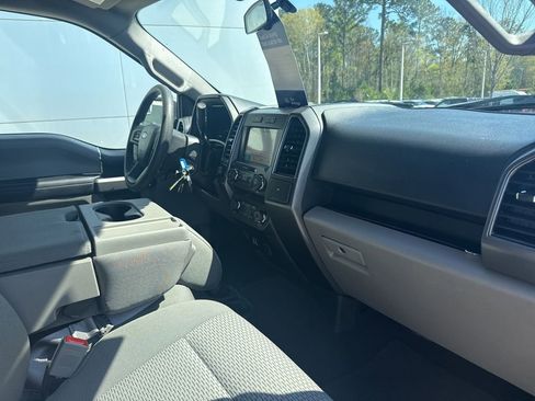 Used 2019 Ford F150 XLT image 34