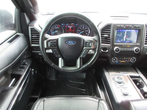 Used 2021 Ford Expedition Limited AWD/4WD image 15