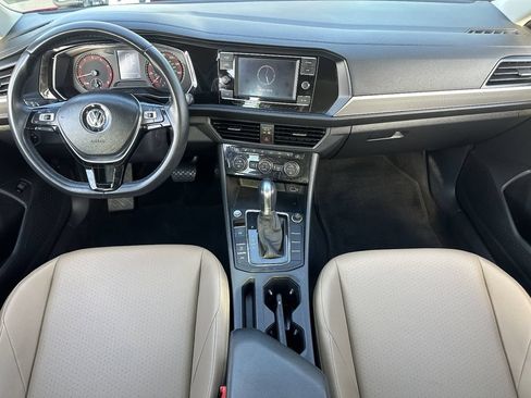 Used 2019 Volkswagen Jetta SE FWD image 14