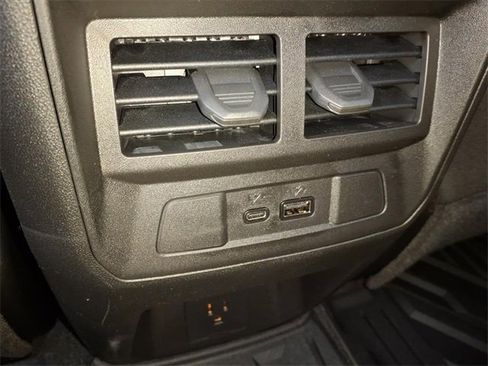 New 2026 GMC Canyon Elevation image 12