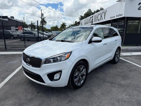 Used 2016 Kia Sorento SX FWD image 9