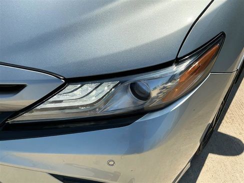 Used 2018 Toyota Camry XSE w/ Protection Package (Q2) FWD image 17