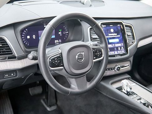 Certified 2023 Volvo XC90 T8 Ultimate image 13