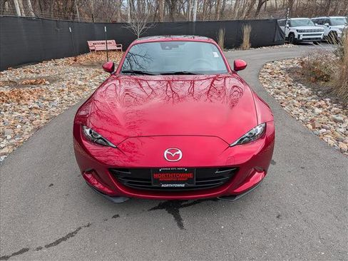 Used 2021 MAZDA MX-5 Miata RF Grand Touring image 8