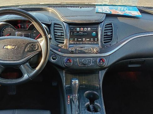 Used 2019 Chevrolet Impala LT image 4