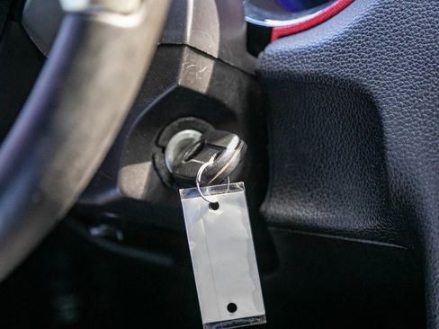 Used 2013 Ford Mustang Coupe RWD image 27