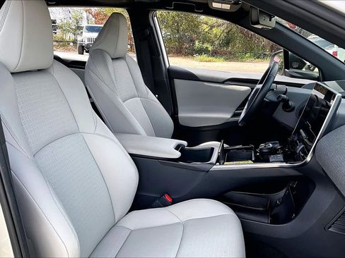 Certified 2023 Toyota bZ4X Limited w/ Weather Package image 8