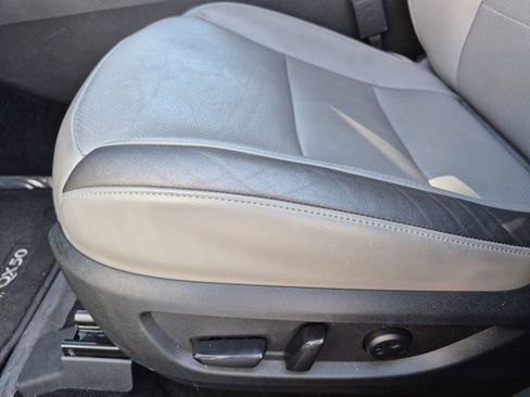 Used 2025 INFINITI QX50 Luxe image 17