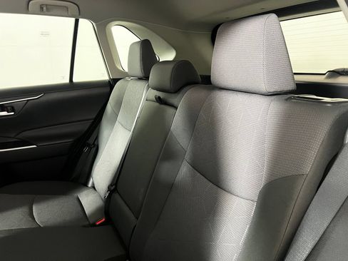 Certified 2025 Toyota RAV4 XLE FWD image 20