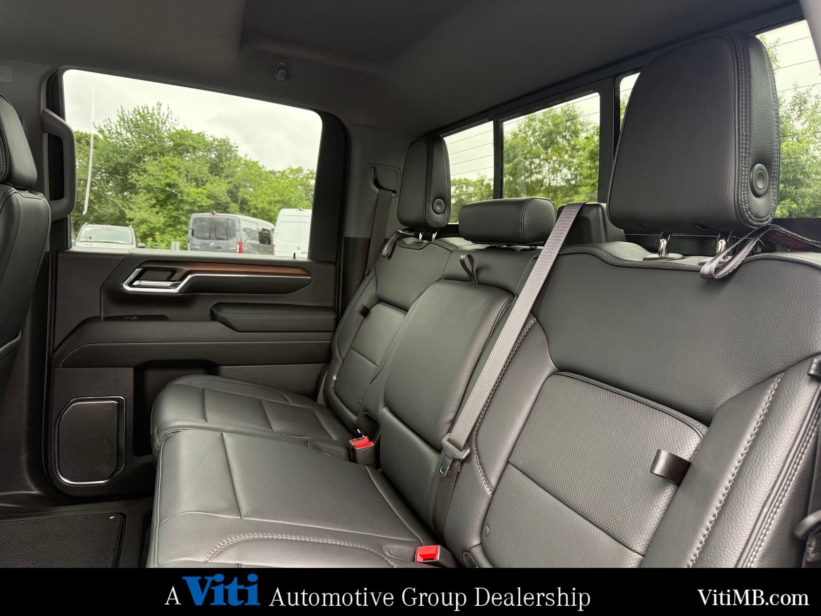 Used 2024 GMC Sierra 2500 Denali w/ Denali Reserve Package AWD/4WD image 21
