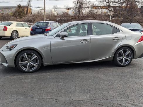 Used 2018 Lexus IS 300 AWD w/ Comfort Package image 19