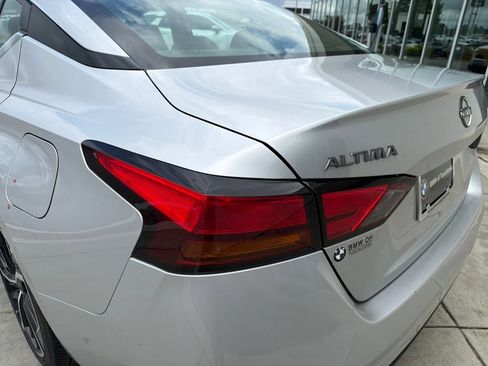 Used 2024 Nissan Altima 2.5 SR FWD image 15