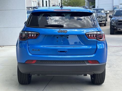 New 2026 Jeep Compass Latitude image 4