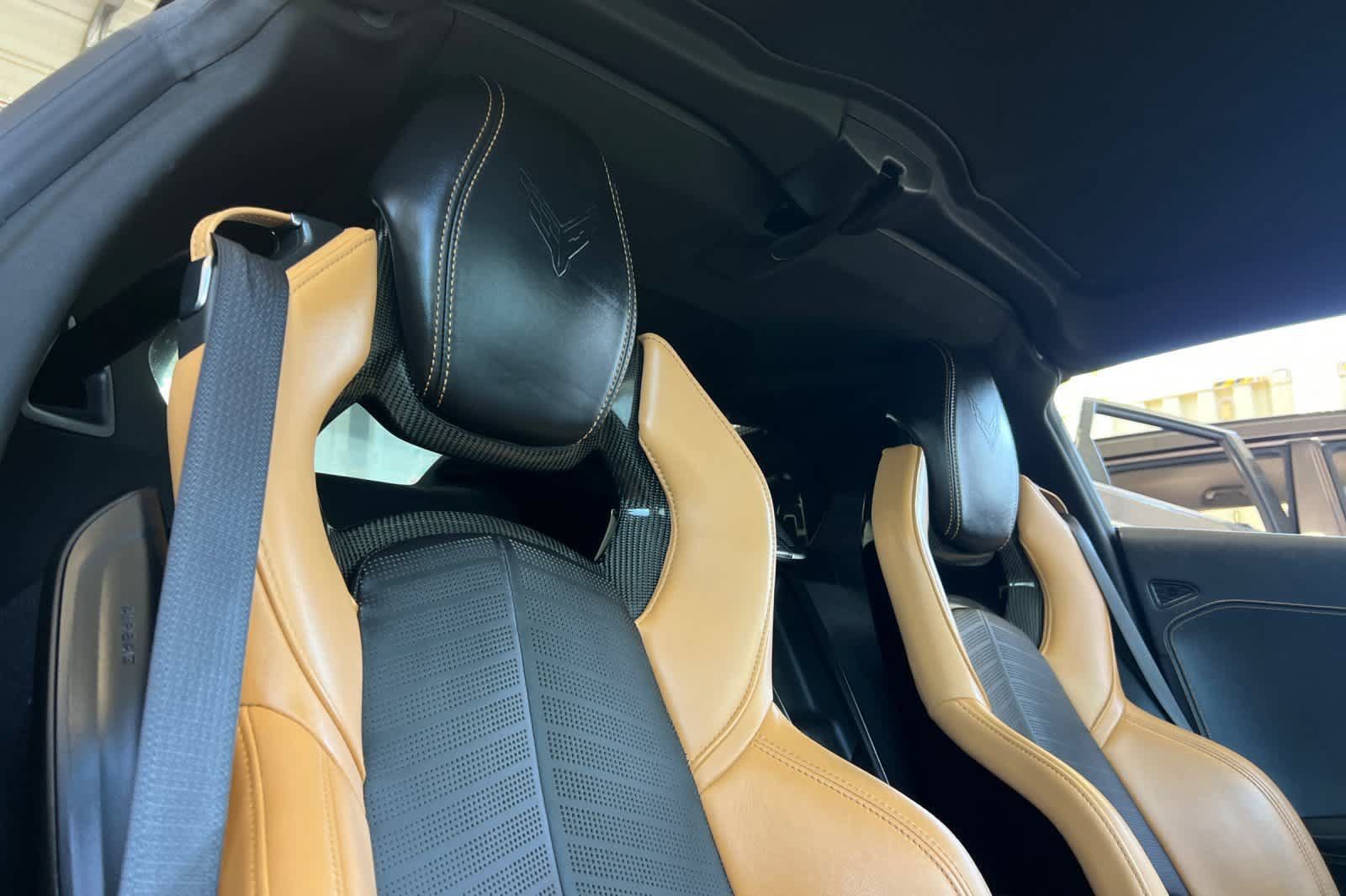 Used 2020 Chevrolet Corvette Stingray Preferred Cpe w/ 2LT Preferred Equipment Group RWD image 15
