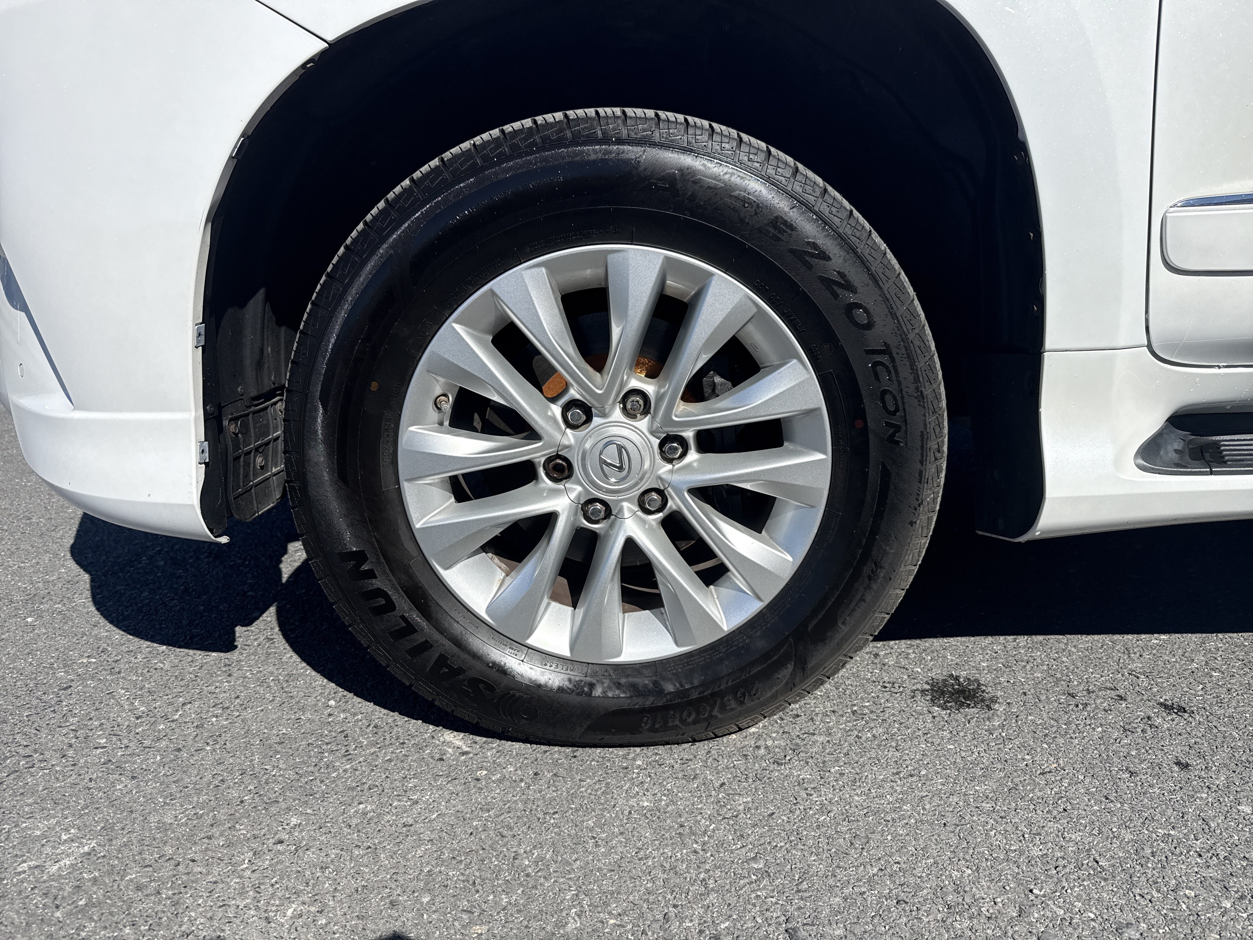 Used 2017 Lexus GX 460 Premium w/ Premium Package AWD/4WD image 10