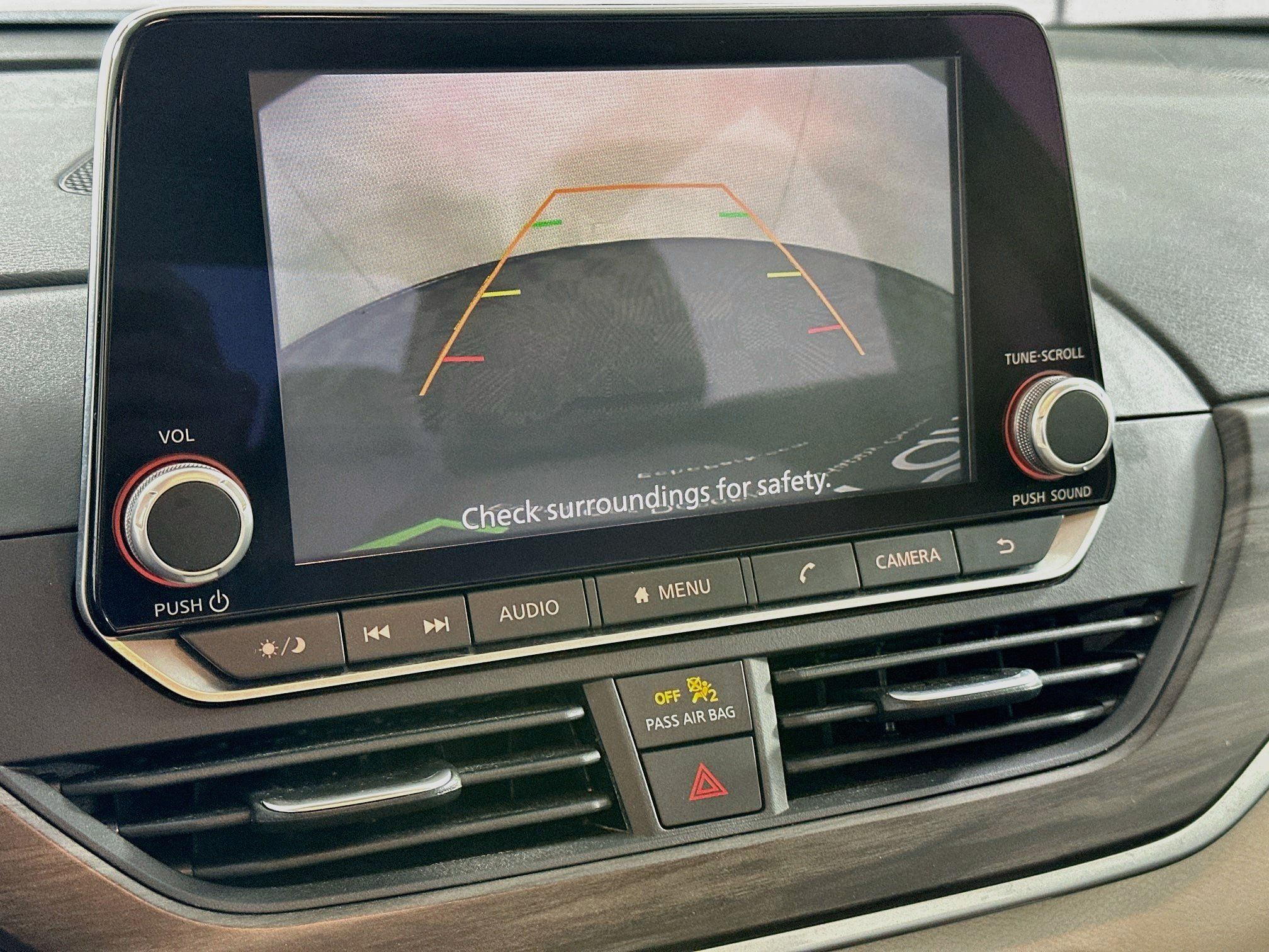 Used 2025 Nissan Altima 2.5 SV FWD image 21