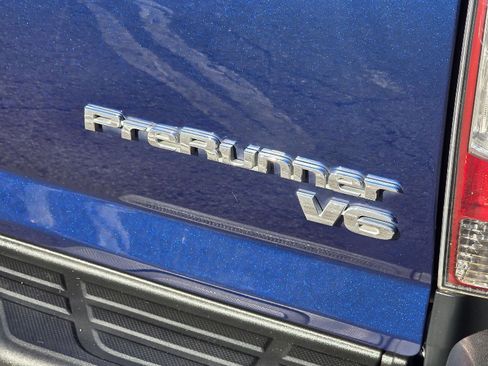 Used 2015 Toyota Tacoma PreRunner w/ TRD Off-Road Package image 45