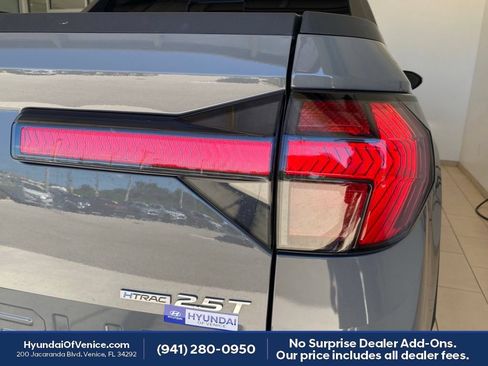 Certified 2024 Hyundai Santa Cruz Night AWD/4WD image 13