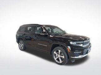 New 2025 Jeep Grand Cherokee L Limited w/ Luxury Tech Group II video 2