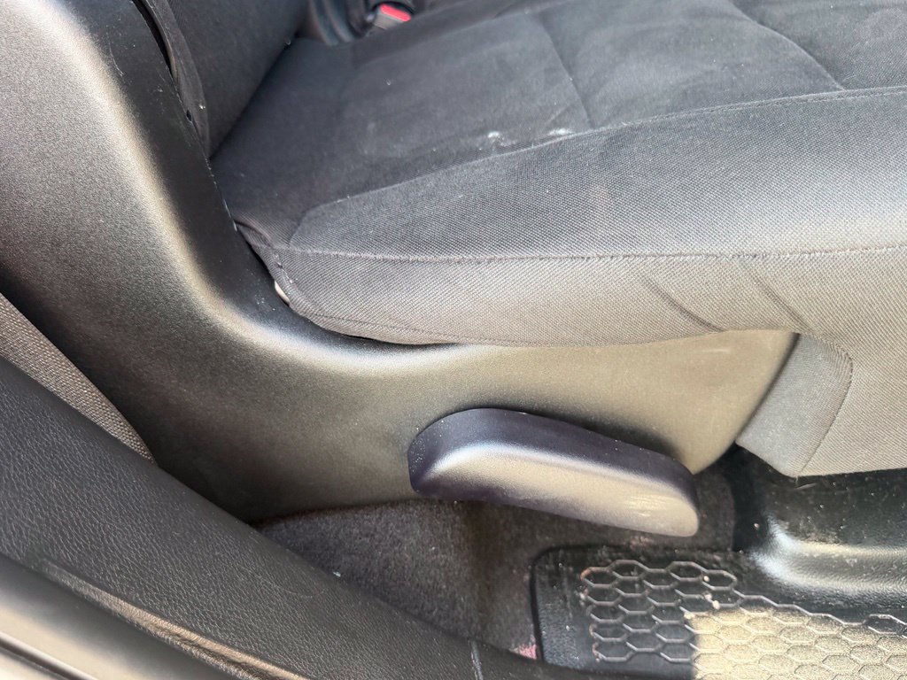 Used 2025 Dodge Durango GT AWD/4WD image 36