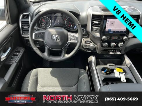 New 2026 RAM 1500 Express AWD/4WD image 11