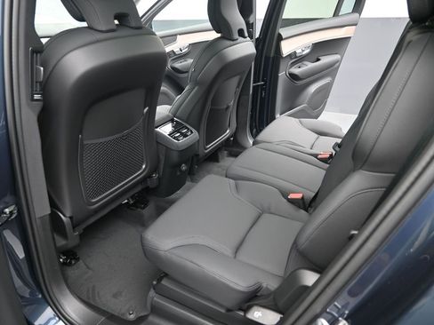 New 2026 Volvo XC90 B5 Core AWD/4WD image 28