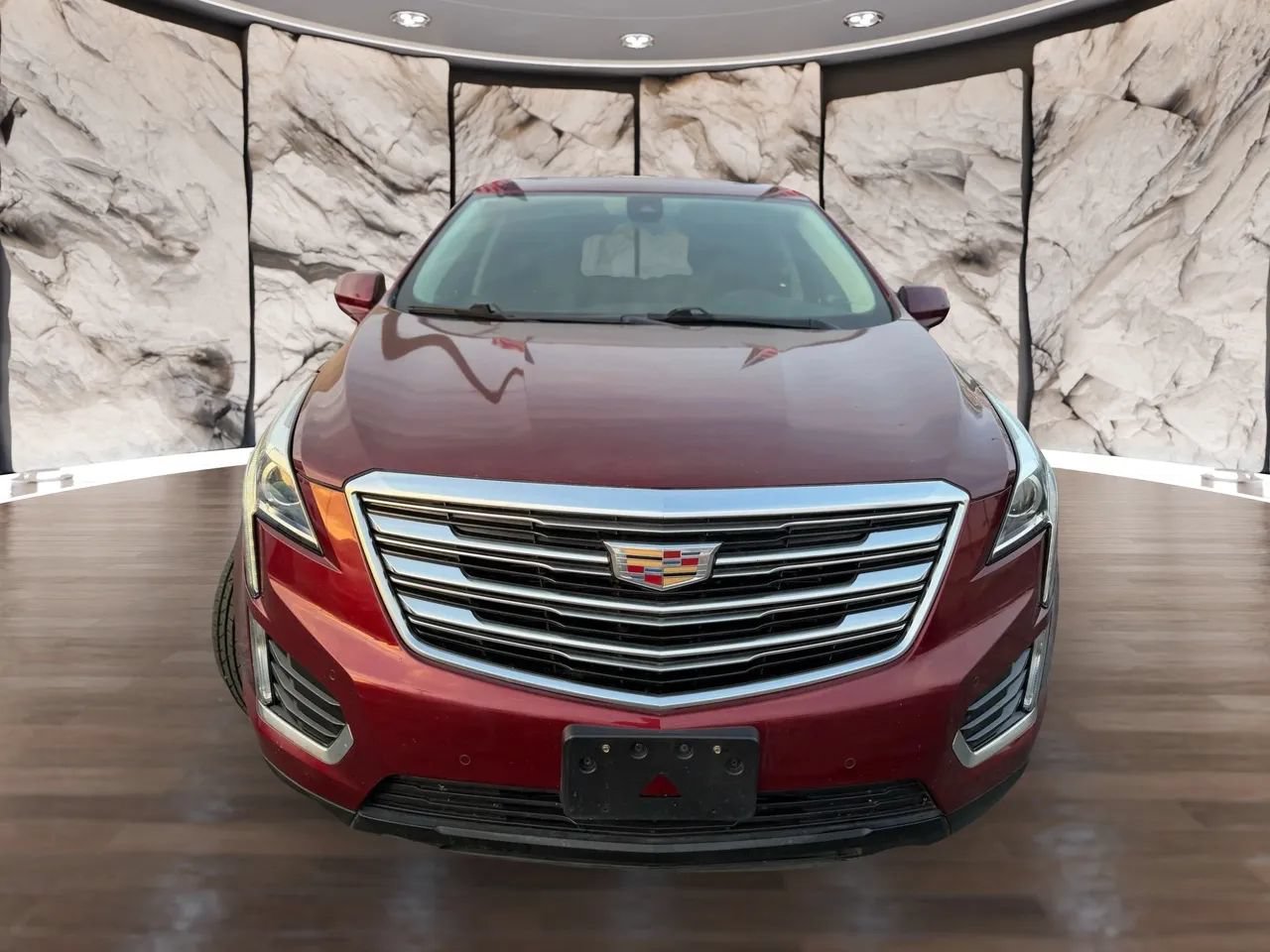 Used 2017 Cadillac XT5 Luxury w/ Driver Awareness Package FWD image 7
