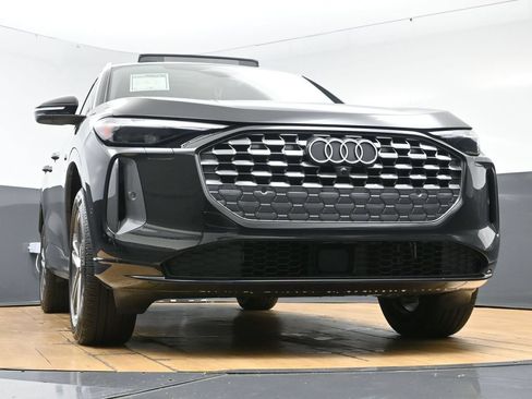Used 2025 Audi Q5 Premium w/ Convenience Package AWD/4WD image 52
