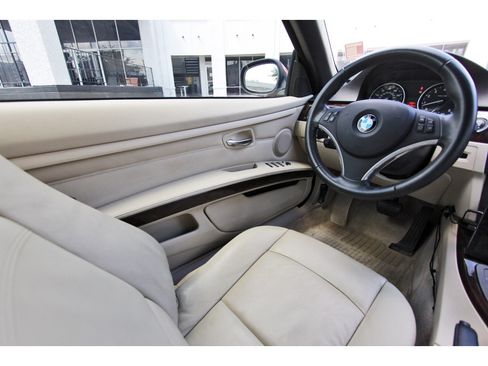 Used 2012 BMW 328i Convertible RWD image 9