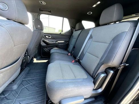 Used 2023 Chevrolet Traverse LT w/ LPO, Floor Liner Package AWD/4WD image 15