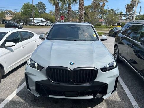 Used 2024 BMW X5 sDrive40i w/ M Sport Package image 2