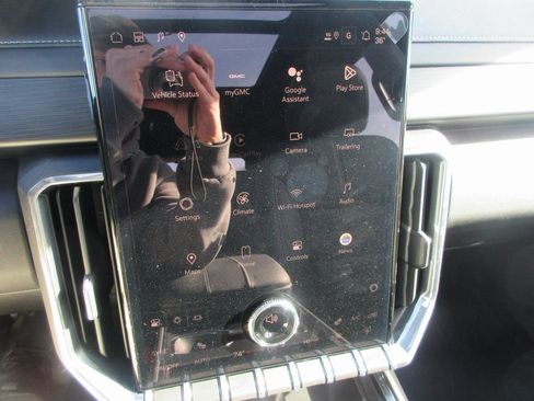 New 2026 GMC Acadia Elevation FWD image 19