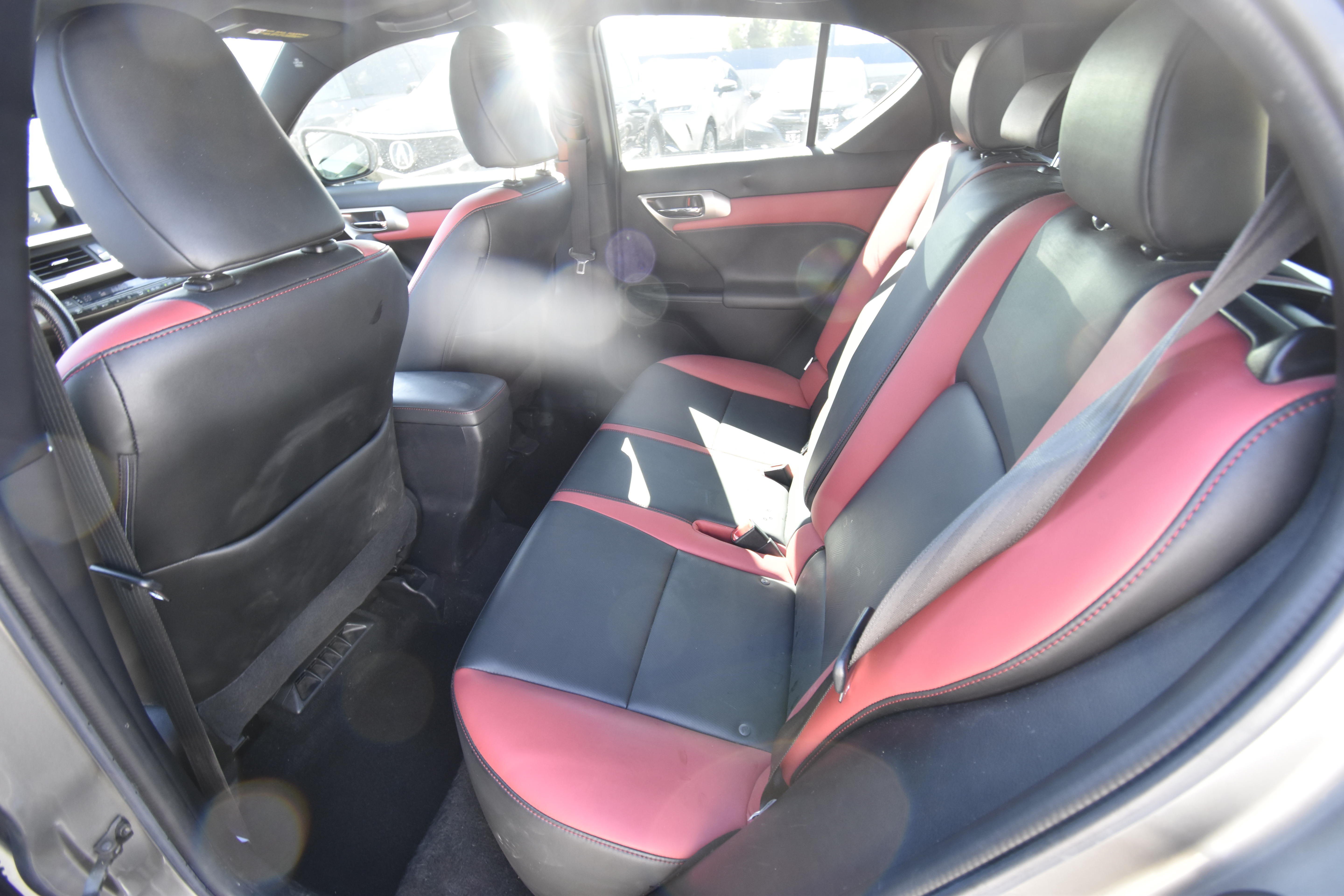 Used 2016 Lexus CT 200h w/ Special Edition FWD image 10