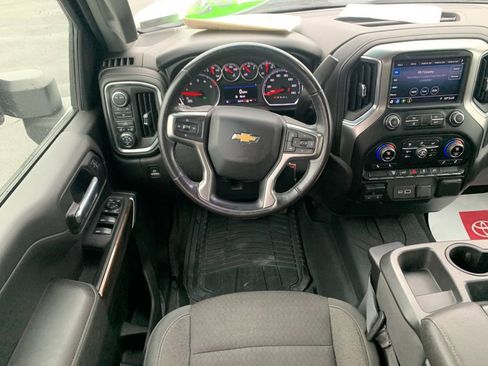 Used 2021 Chevrolet Silverado 2500 LT w/ Fleet Comfort Package image 17