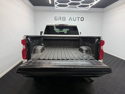 Used 2020 Chevrolet Silverado 2500 W/T w/ WT Convenience Package image 7