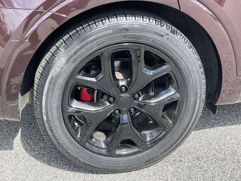 Used 2016 Kia Sorento SX image 7