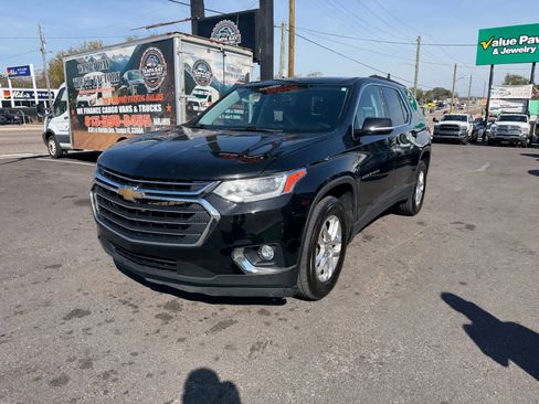 Used 2020 Chevrolet Traverse LT w/ LPO, Cargo Package AWD/4WD image 2
