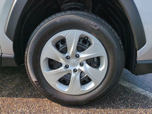 Used 2025 Toyota RAV4 LE FWD image 11