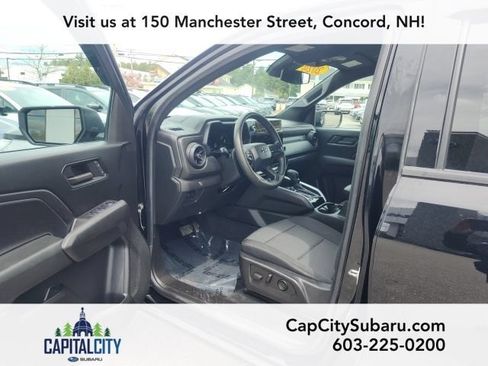 Used 2024 Chevrolet Colorado Trail Boss w/ Advanced Trailering Package AWD/4WD image 16