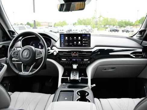 Certified 2026 Acura MDX SH-AWD w/ Advance Package image 18