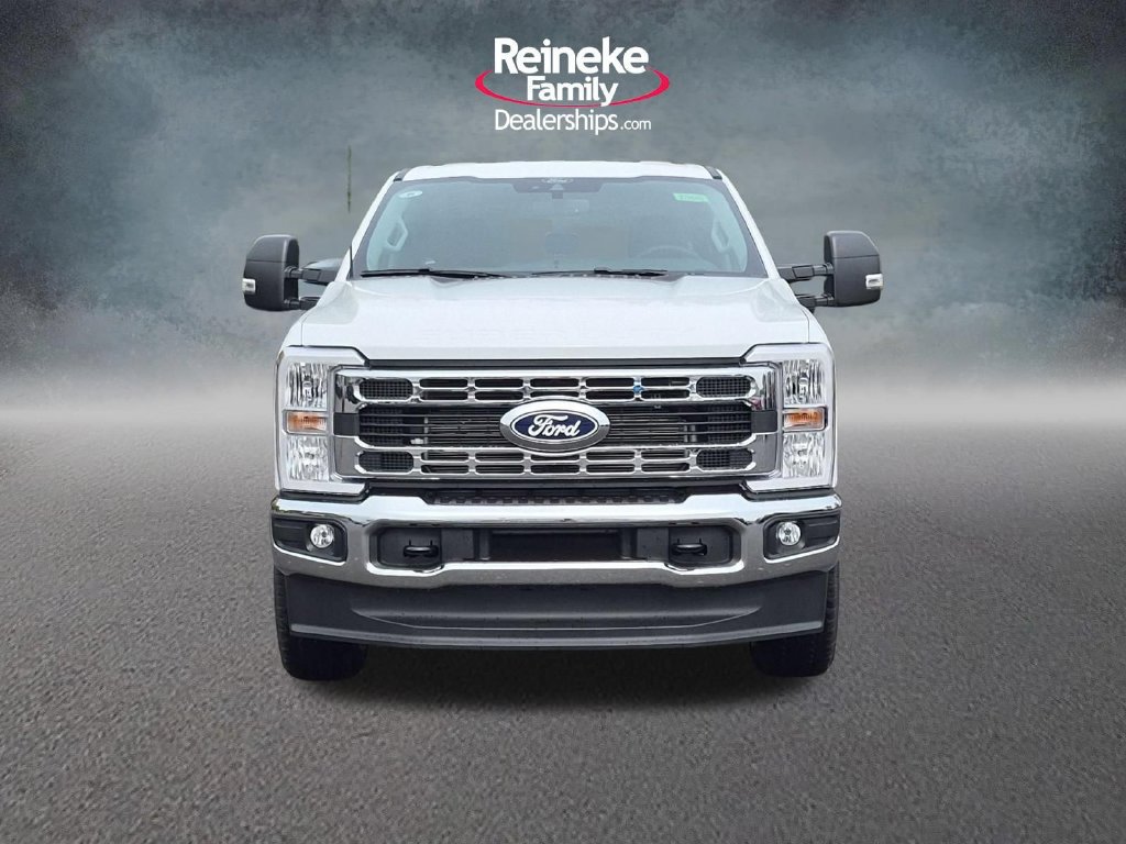 New 2027 Ford F350 XLT AWD/4WD image 2