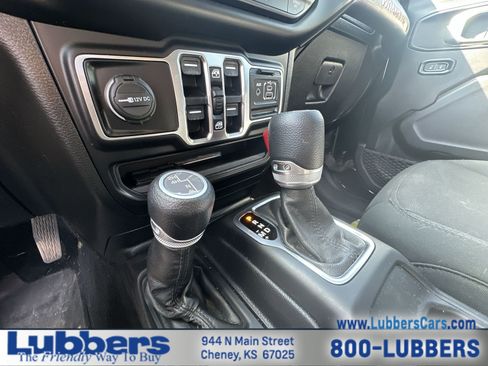Used 2020 Jeep Wrangler Unlimited Sport S AWD/4WD image 17